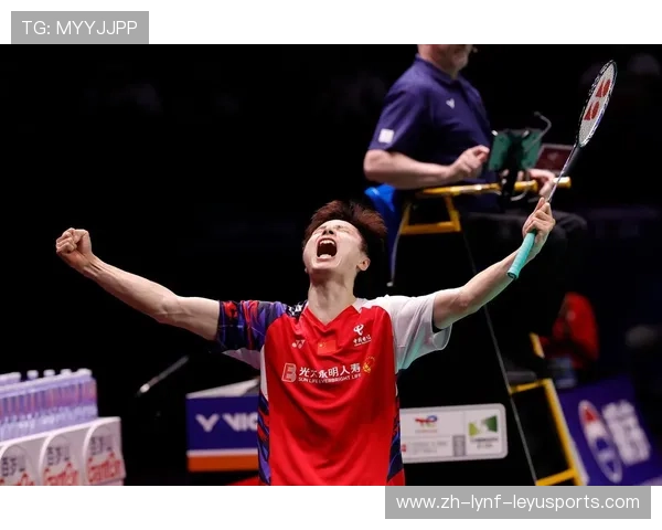 羽毛球汤杯教练