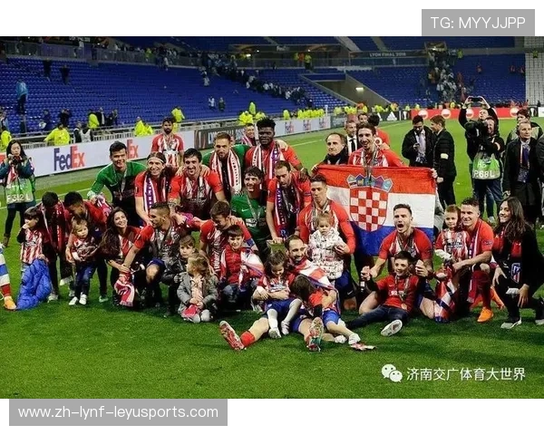 马赛加强高空球防守措施全解析及后防线应对策略